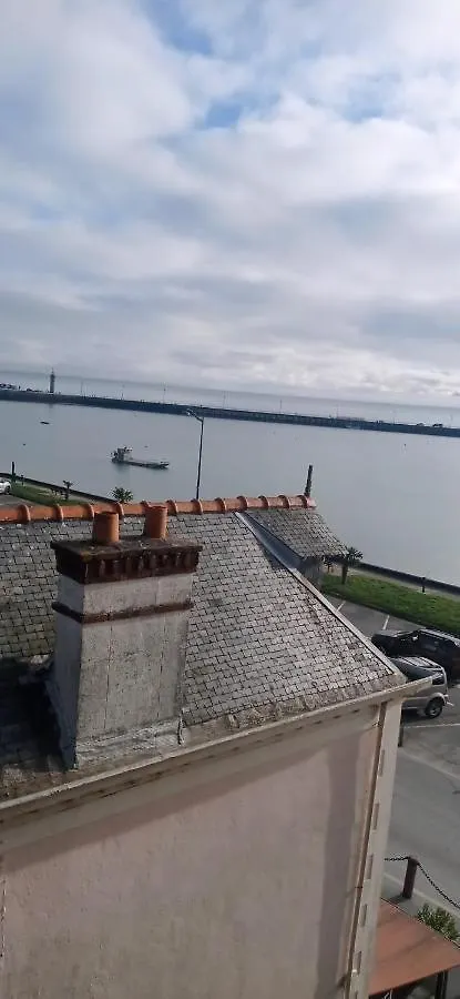 ***  Le Querrien Hotel Cancale França