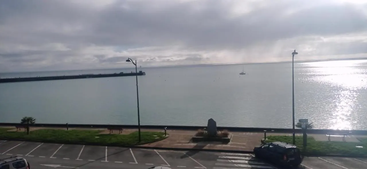 Le Querrien Hotel Cancale França