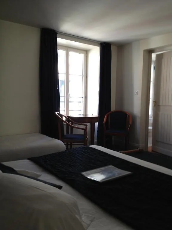 ***  Le Querrien Hotel Cancale França